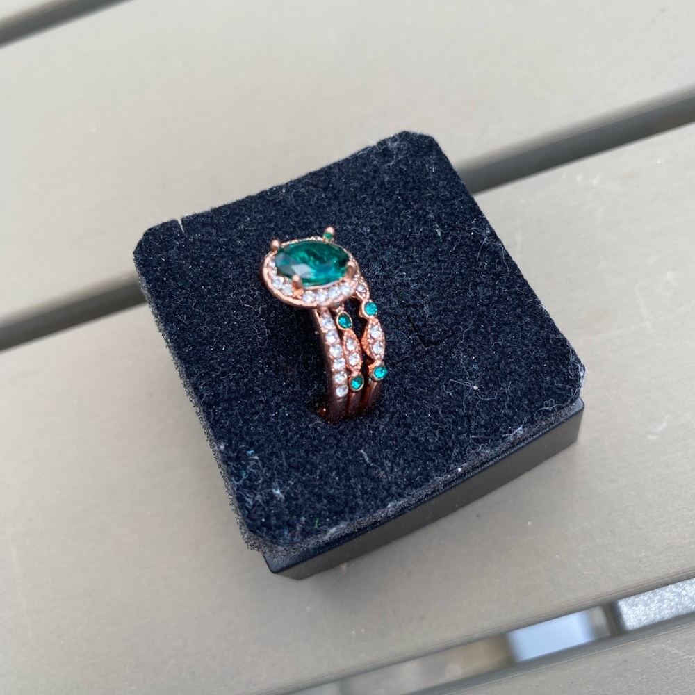 Vintage Emerald Gemstone Ring - 3 Pc Set - Picture 6 of 11